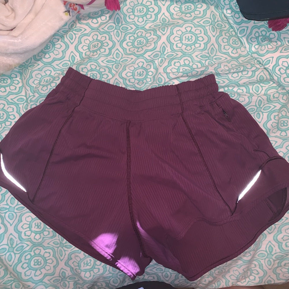 dark cherry lululemon shorts